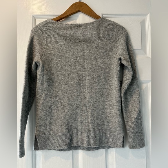 LOFT Gray Cableknit Sweater - Picture 2 of 3